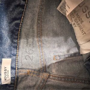 NWT 26 Moussy jeans